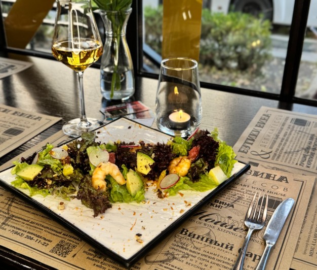 Салат с креветками