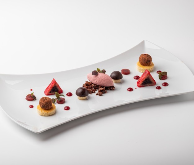 «Délice d'amande et cerise en variations»
